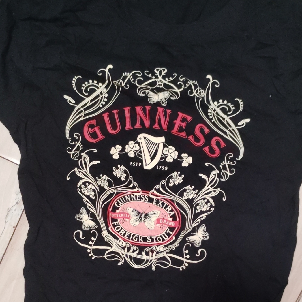 Guinness Black and Cream Graphic Tee